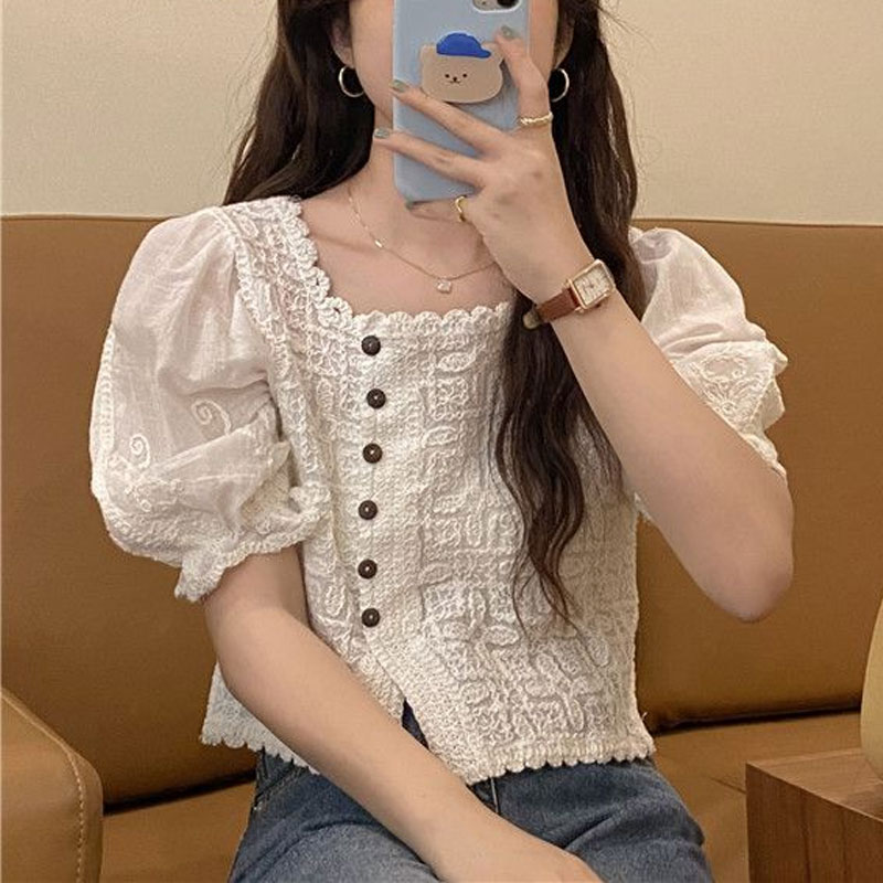 フレンチスタイルのレーススクエアカラーシャツ夏の新パフスリー - Summer Clothing In French のレビューと価格