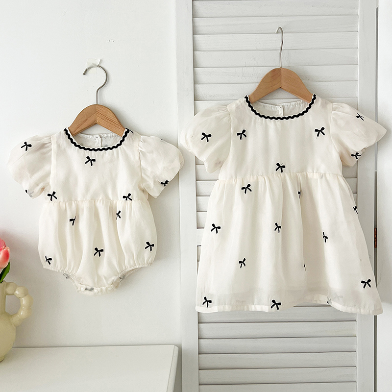 キッズ姉妹服夏の女の赤ちゃんドレス幼児女の子かわいい弓ガーゼ - Summer Clothing For Babies のレビューと価格