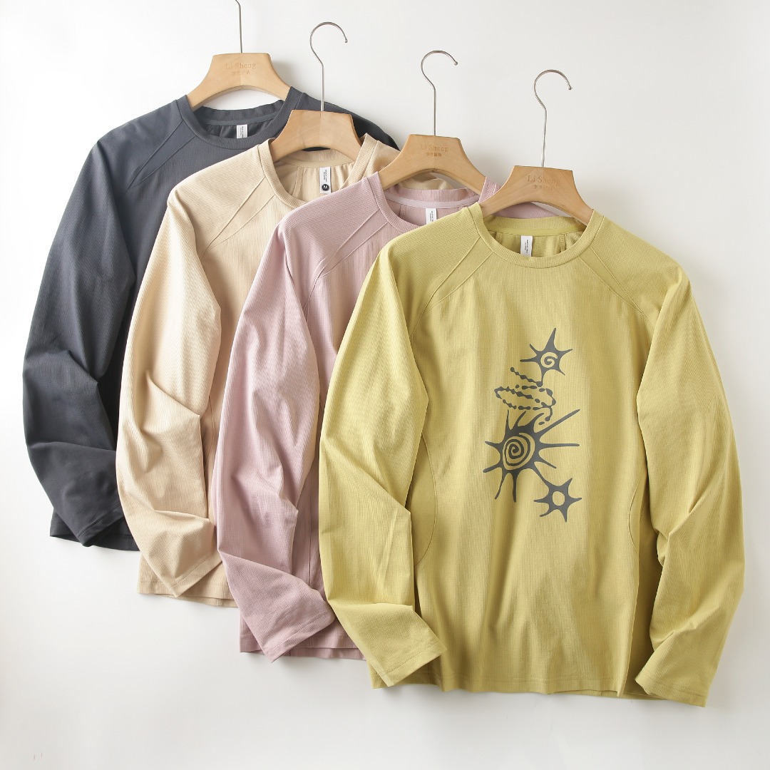 ユニセックス ハイストレッチ 通気性のある長袖 T シャツ  - Summer Clothing Trend のレビューと価格
